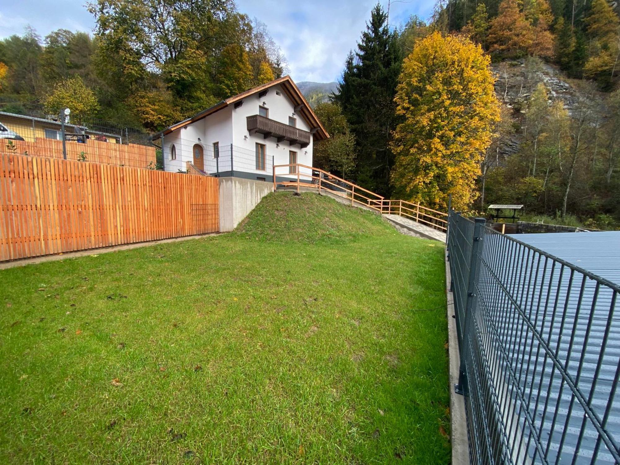 ホテル Haus Alpenblick Moelltal フラタッハ エクステリア 写真