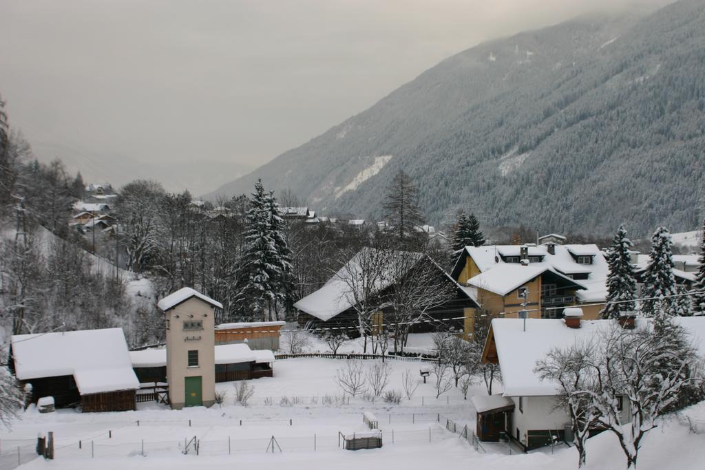 ホテル Haus Alpenblick Moelltal フラタッハ 部屋 写真